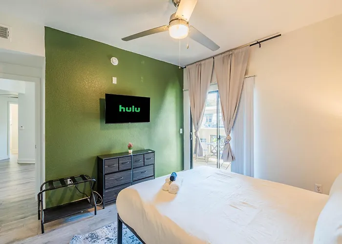 Near Airport-diablo Stadium-pool-spa-gym-parking * Tempe