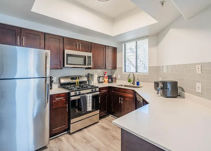Apartamento Near Airport-diablo Stadium-pool-spa-gym-parking Tempe