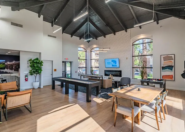 Near Airport-diablo Stadium-pool-spa-gym-parking Tempe